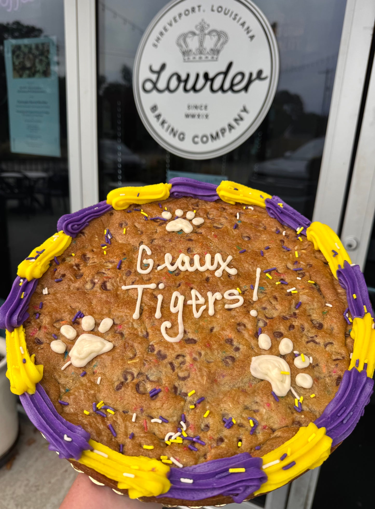 Geaux Tigers Cookie Cake: 12" Round