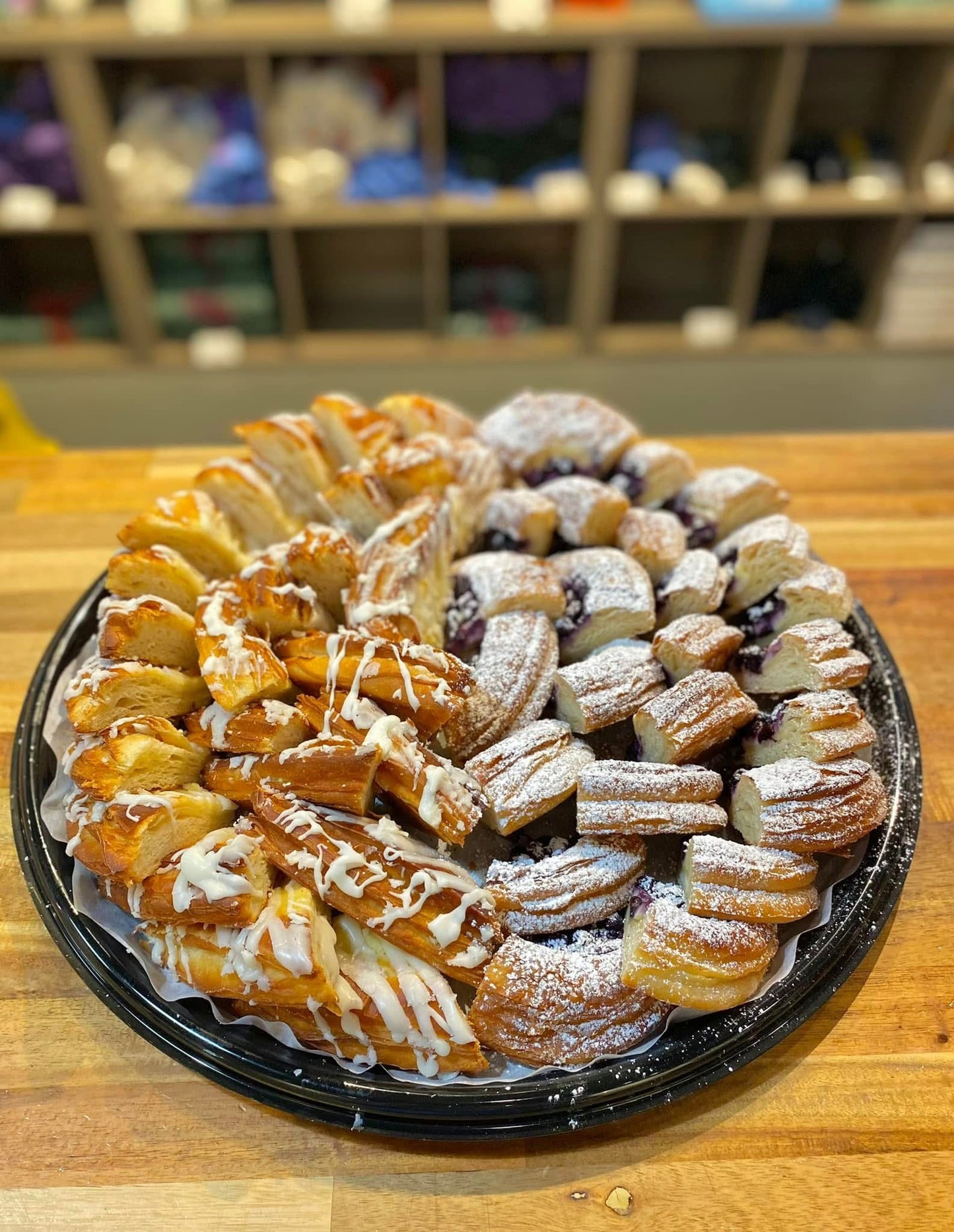 Large Breakfast Danish Platter (48 pcs)